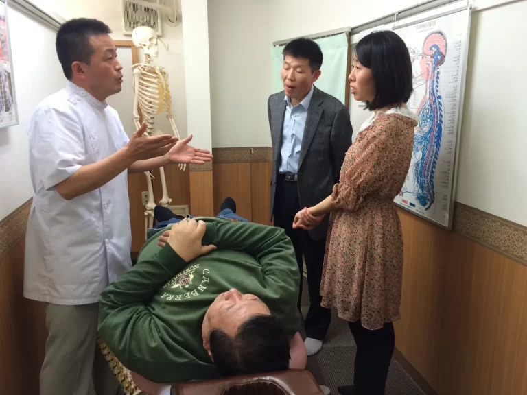 上海外科ドクターが見学に来られた時の写真