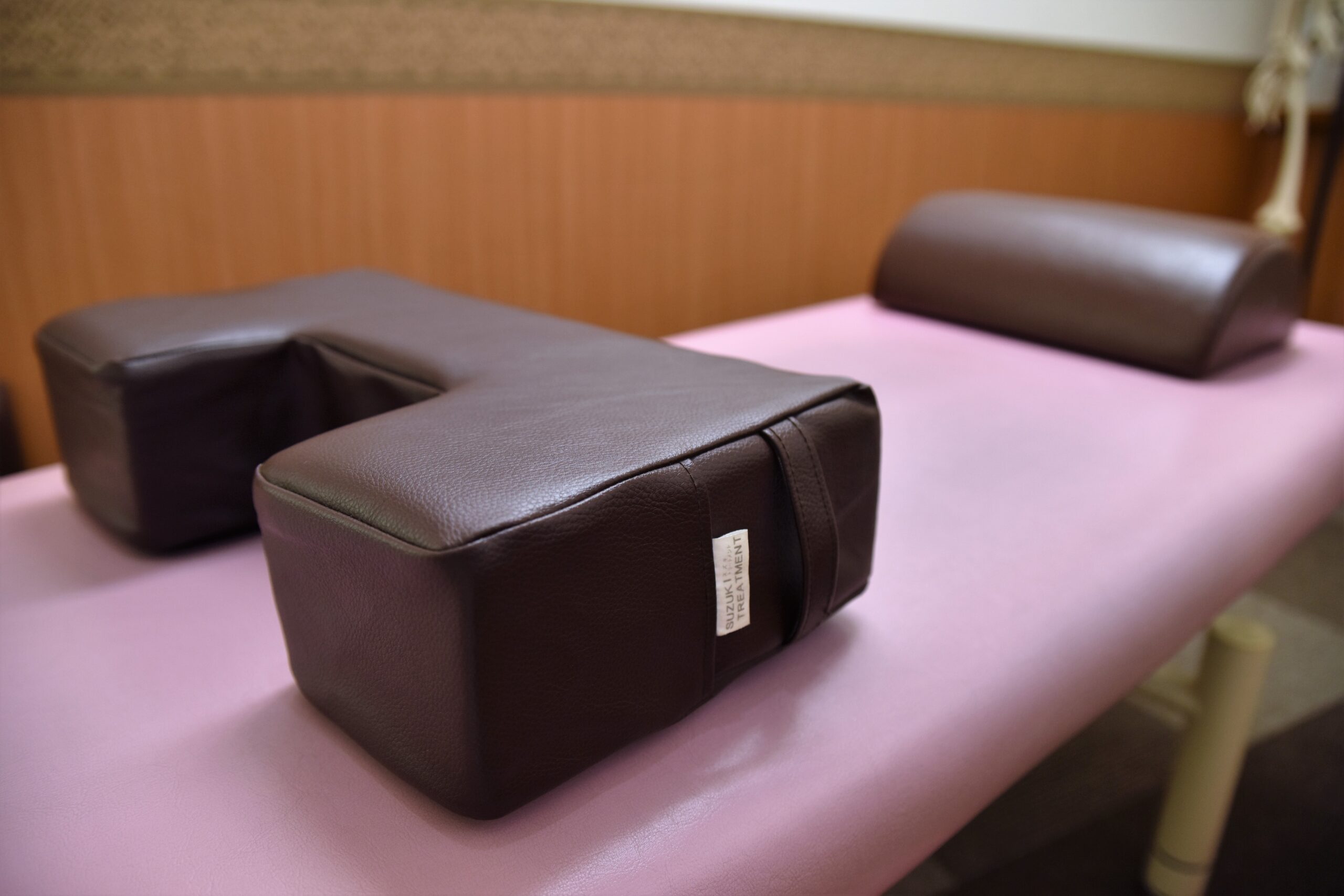 特許取得治療器具、コの字型ブロック